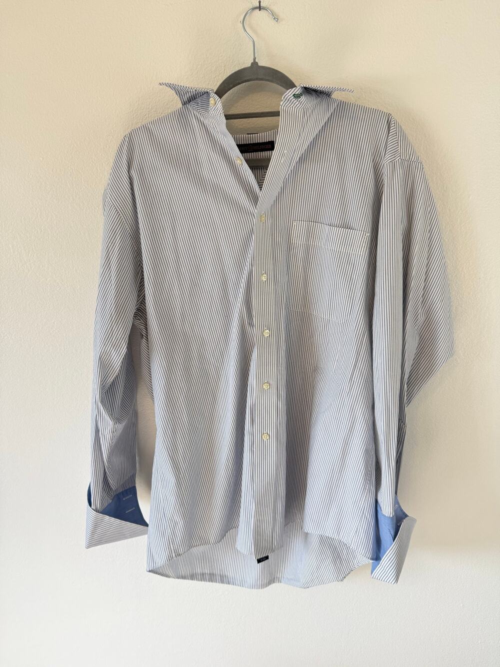 Tommy Hilfiger Light Blue Pinstripe TLC Lifetime Collar Dress Shirt 15.5 32/33